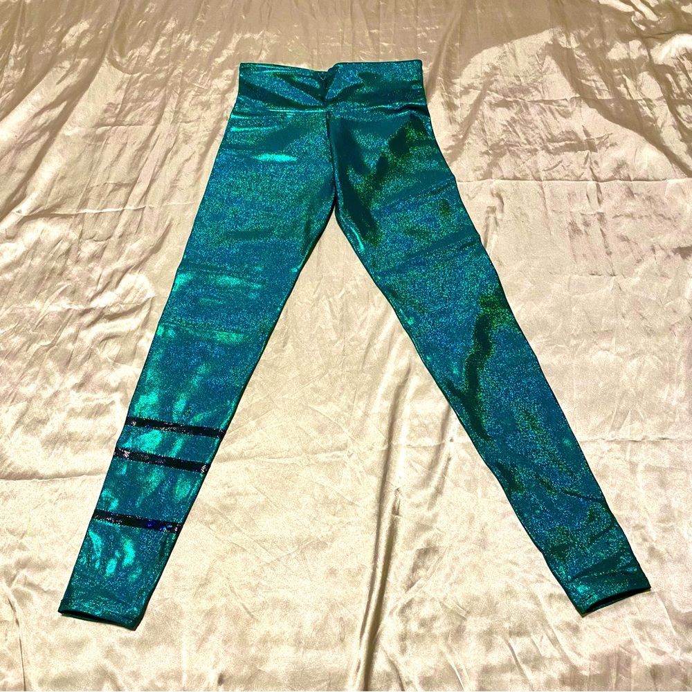 Brilliant Emerald Metallic Yoga Pants - 💚GORGEOUS💚